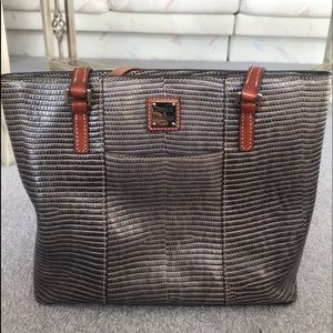 Dooney & Bourke brown shoulder bag.